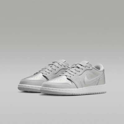 Air Jordan 1 Low OG 'Silver' Older Kids' Shoes