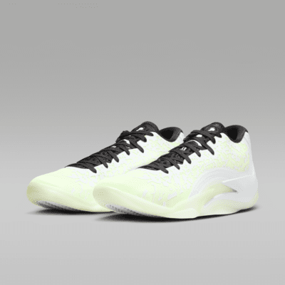 Zion 3 Basketball Shoes