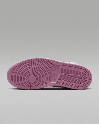 Air Jordan 1 中筒鞋