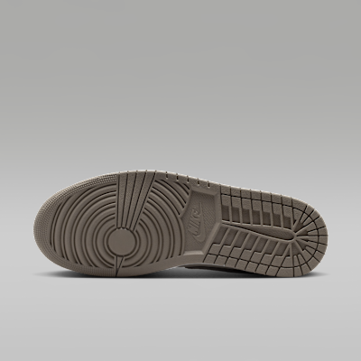 Jordan Air Jordan 1 Low Erkek Ayakkabısı görsel 2