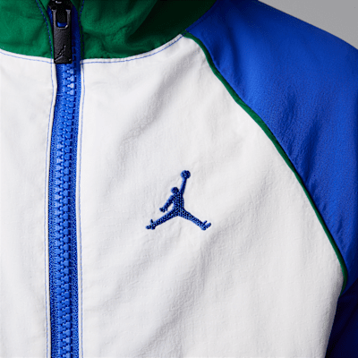 Conjunto con ribetes de rompevientos de dos piezas Jordan para niños talla pequeña