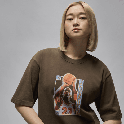 Jordan Women's Oversized Graphic T-Shirt