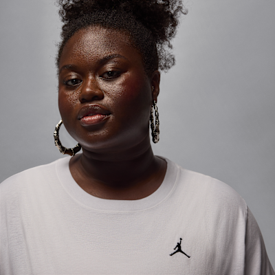 Jordan Essentials Women's Girlfriend T-Shirt (Plus Size)