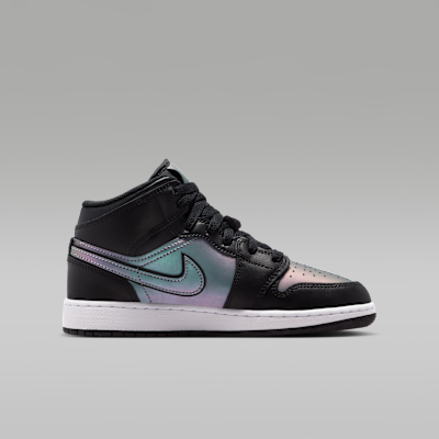 Air Jordan 1 Mid SE Big Kids' Shoes