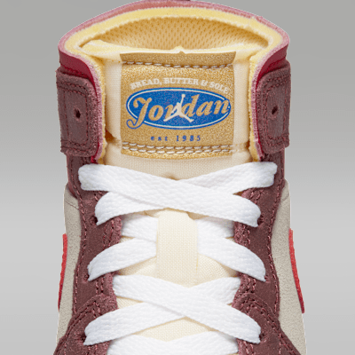 รองเท้าเด็กเล็ก Jordan 1 Mid SE