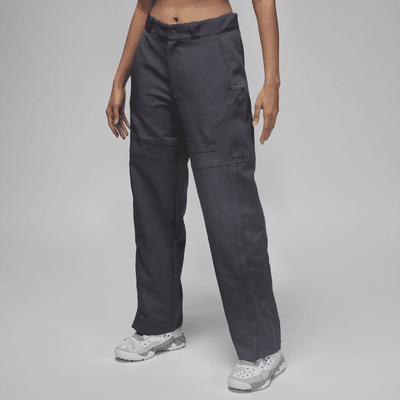 Jordan 23 Engineered Women's Diamond Woven Trousers. Nike IL