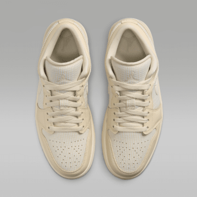 Chaussure Air Jordan 1 Low SE pour femme