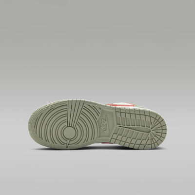 Air Jordan 1 Low Older Kids' Shoes
