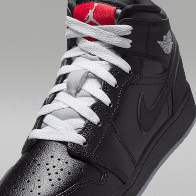Chaussure Air Jordan 1 Mid SE pour ado