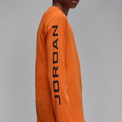 Jordan Essentials Big Kids' Baseline Long Sleeve T-Shirt