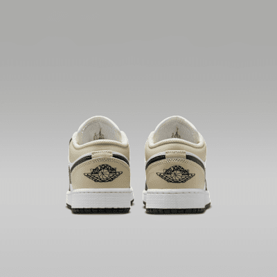 Air Jordan 1 Low Older Kids' Shoes