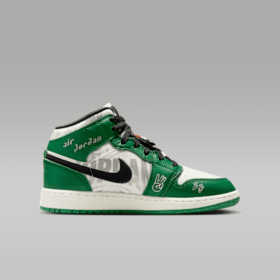 Air Jordan 1 Mid SE Older Kids' Shoes