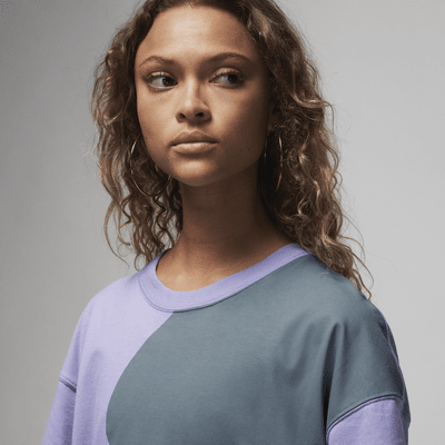 Jordan Women's Oversized Graphic T-Shirt. Nike UK