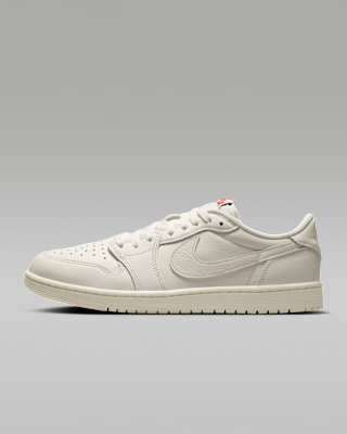 Air Jordan 1 Retro Low