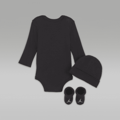 Conjunto de 3 peças Jordan para bebé (0-12 M)