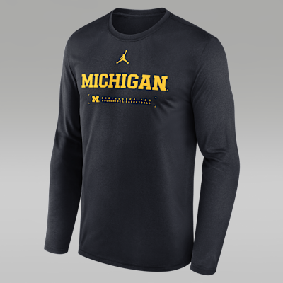Michigan Courtside Basketball Shootaround Legend Men's Jordan Brand Dri-FIT College Long-Sleeve T-Shirt
