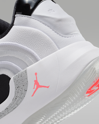 Luka 4 "White Cement"