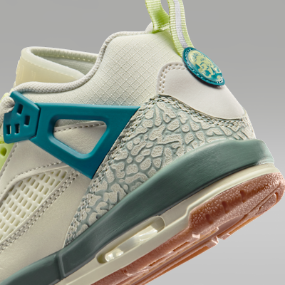 Tenis para niños grandes Jordan Spizike Low