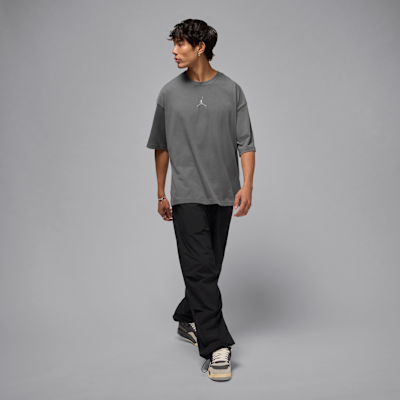 Jordan Flight Essentials Men's Oversized T-Shirt