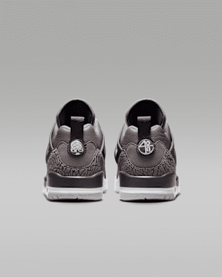 Jordan Spizike 低筒