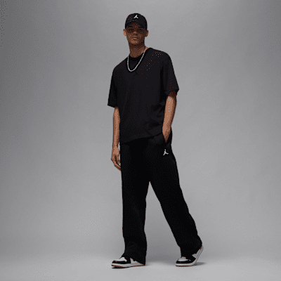 Jordan Flight Essentials Men's Oversized T-Shirt