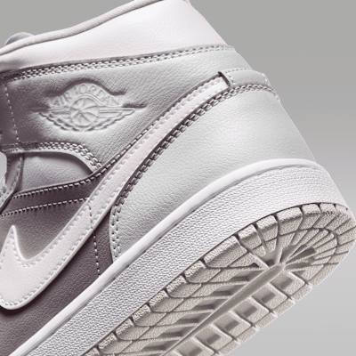 Air Jordan 1 Mid Women's Shoes
