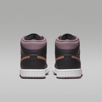 エア ジョーダン 1 MID SE メンズシューズ