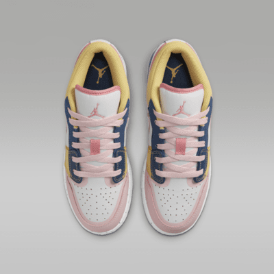 Air Jordan 1 Low SE Older Kids' Shoes