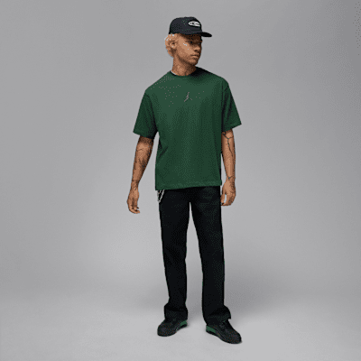 Jordan Flight Essentials Men's Oversized T-Shirt