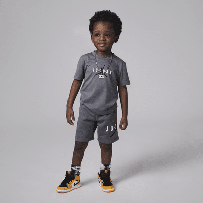 Toddler deals jordan shorts