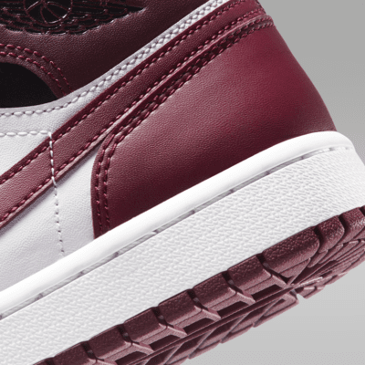 Air Jordan 1 Mid SE Women's Shoes