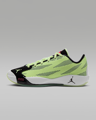 Luka 77 PF Basketball Shoes. Nike MY
