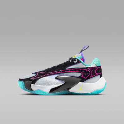 Youth basketball shoes 2025 canada