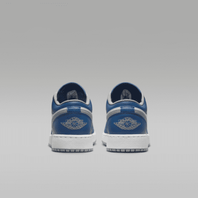 Air Jordan 1 Low Older Kids' Shoes