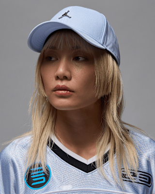 Женские  Jordan Rise Structured Metal Jumpman Hat