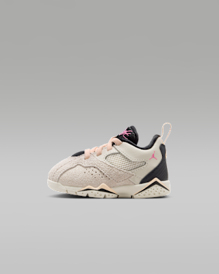 Nike  sneaker Pale Ivory/Zwart/Crimson Tint/Pinksicle