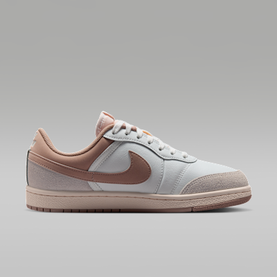 Jordan Air Jordan Skyline Low Kadın Ayakkabısı görsel 3