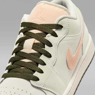 Jordan Air Jordan 1 Low Kadın Ayakkabısı görsel 7