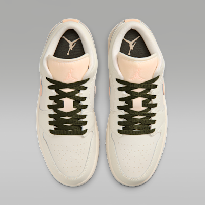 Jordan Air Jordan 1 Low Kadın Ayakkabısı görsel 4