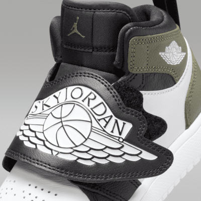 Sky Jordan 1 Younger Kids' Shoe