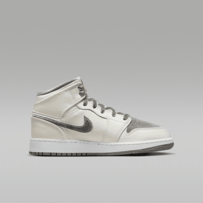 Air Jordan 1 Mid SE Schuh für ältere Kinder