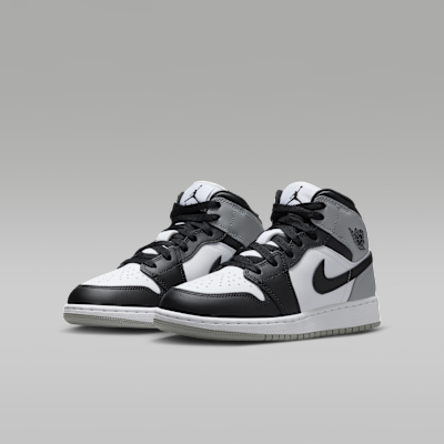 Air Jordan 1 Mid Big Kids' Shoes