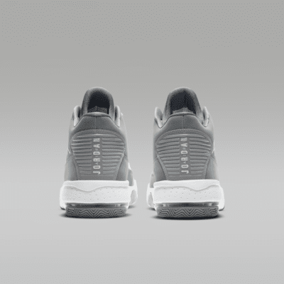 Calzado para hombres Jordan Max Aura 2