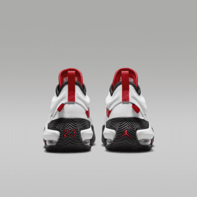 Jordan Stay Loyal 2 大童鞋款