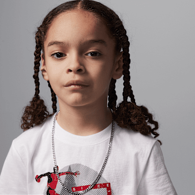 Playera 3Peat Jordan para niños talla pequeña