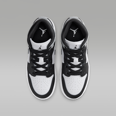 Air Jordan 1 Mid Big Kids' Shoes