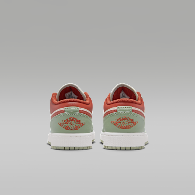 Air Jordan 1 Low Older Kids' Shoes