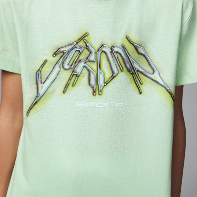 Playera con gráfico Sports para niños talla pequeña Jordan Dri-FIT