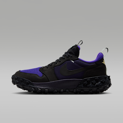 Nike  sneaker 