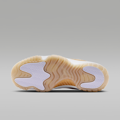 Jordan Air Jordan 11 Low "Mother's Day" Kadın Ayakkabısı görsel 2